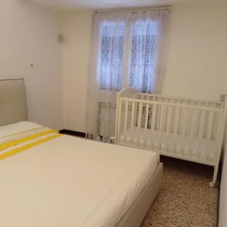 Apartment Casa Gio Camporosso (Liguria)